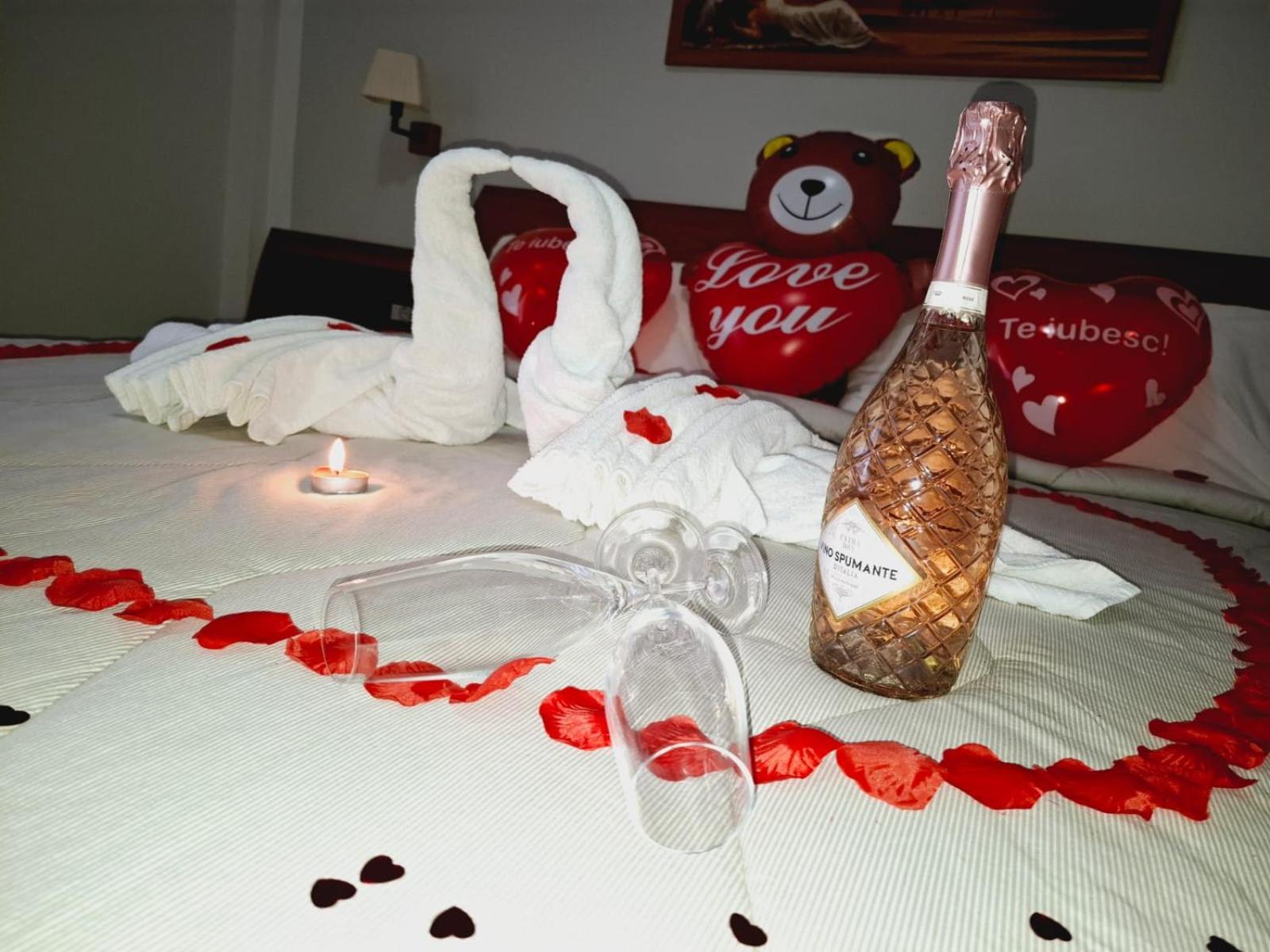 Hotel Vila Veneto ทิมิชัวรา ภายนอก รูปภาพ